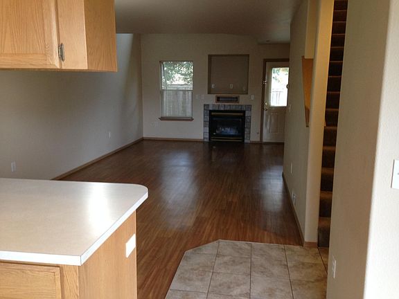 3rd image of 1913 74th St E