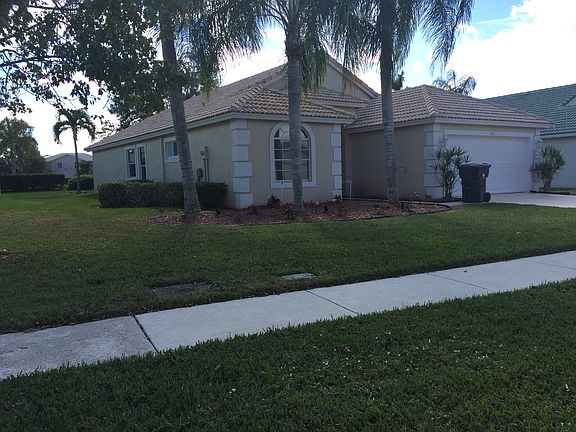 2nd image of 1643 Oak Berry Cir