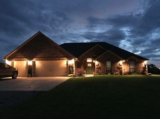 3945 Lone Tree Dr, Edmond, OK 73025