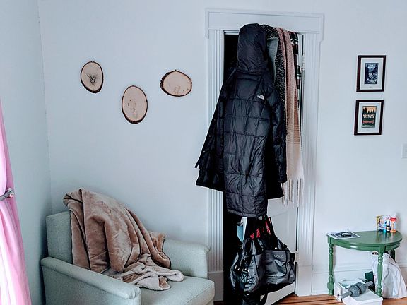 4th image of 527 5th Ave SE APT 5