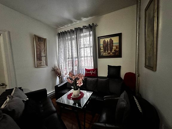 3rd image of 618 W 182nd St #2