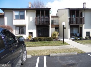 401 Raintree Ln, Malvern, PA 19355