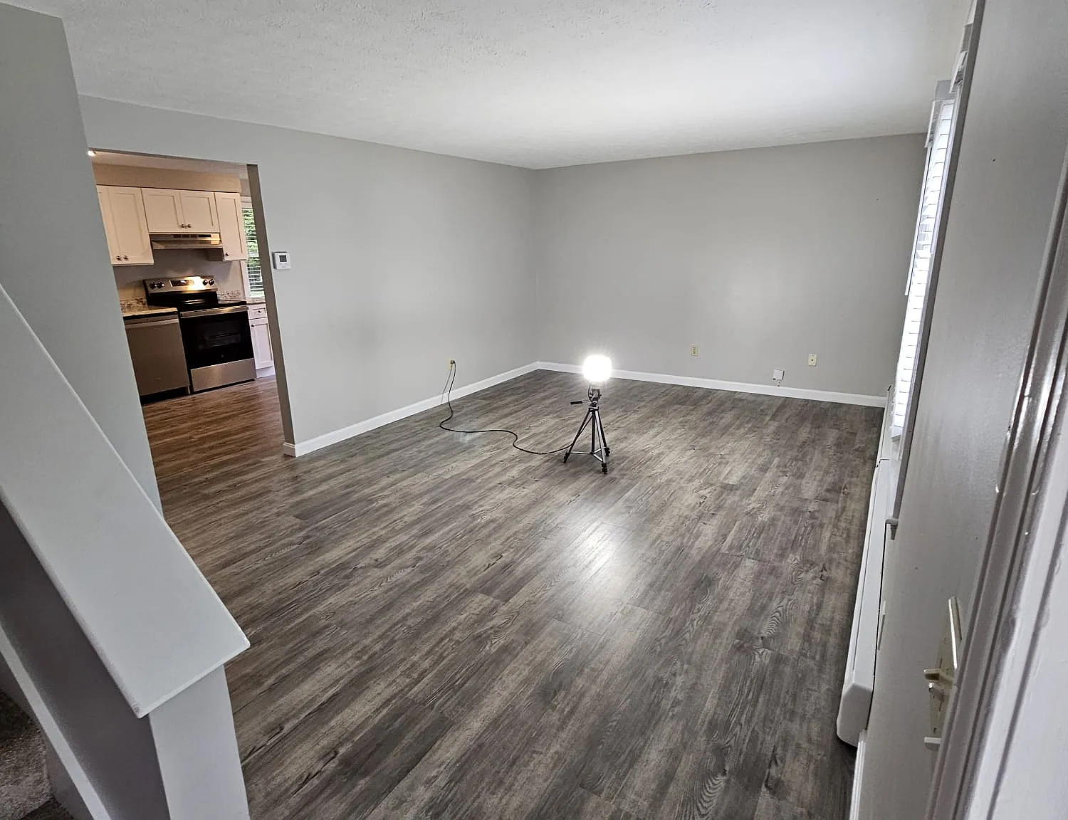 2 bed, 1.5 bath, 1150 sqft, $2,350 — Photo 2