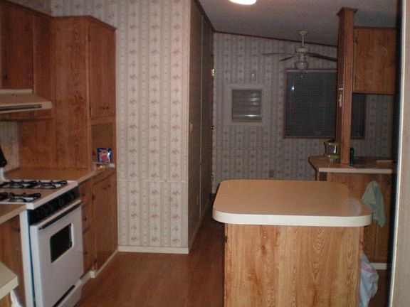 3rd image of 3747 W Potter Dr