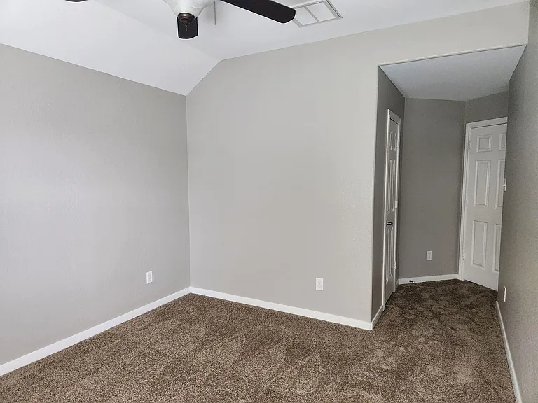 20676 Oakhurst Meadows Dr — Photo 34