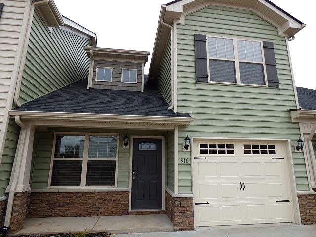 1st image of 916 Granville Dr