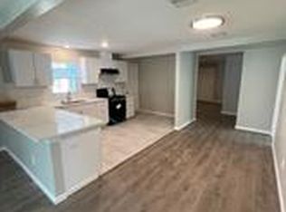 3211 Retta St, Houston, TX 77026