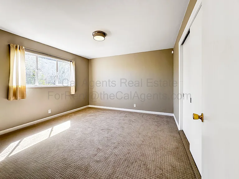 7019 Outlook Ave — Photo 10