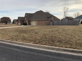 1408 Glenwood Dr, Stephenville, TX 76401