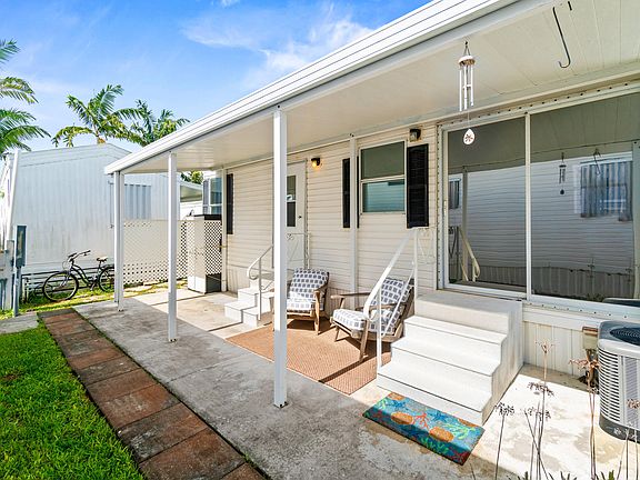 3rd image of 12 Hibiscus Drive #H