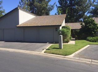 1636 Tollhouse Ln, Clovis, CA 93611