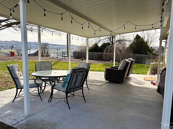 5th image of 2253 Bellevue Dr