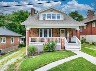 304 Vista Rd, Jefferson City, MO 65109