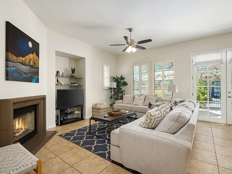 48663 Legacy Dr — Photo 5