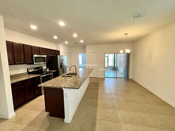 4th image of 2272 Canyon Breeze Ave