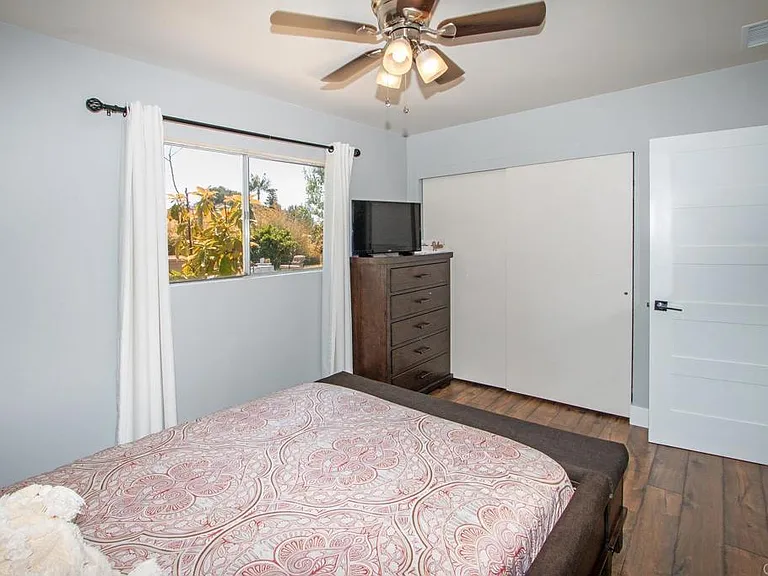 907 California St — Photo 23
