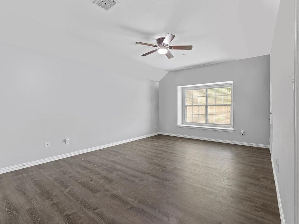 1st image of 3715 Bluesage Ln #3715
