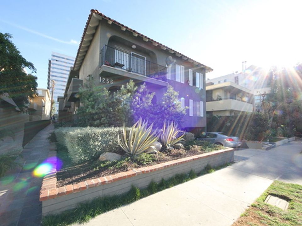 1st image of 1256 Granville Ave APT 2