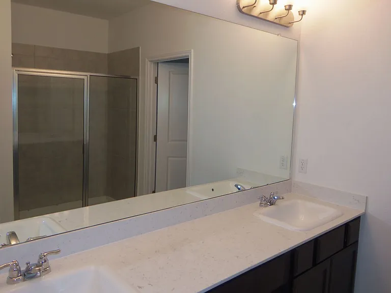 303 Cold Springs Loop — Photo 3