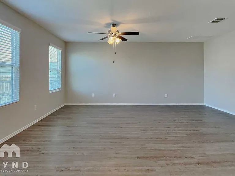 9515 Apple Ridge Ln — Photo 6