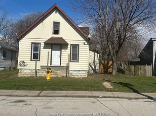 135 Edgar St, Chatham Kent, ON N7M 1V6