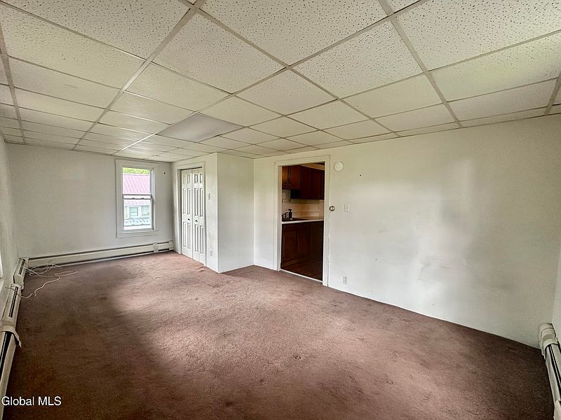 4th image of 31 Blinn Street