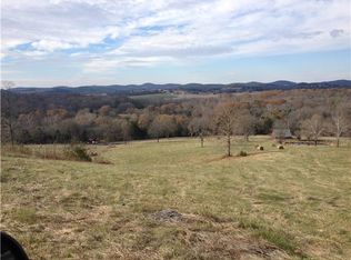 1 Kennys Bend Ln, Carthage, TN 37030
