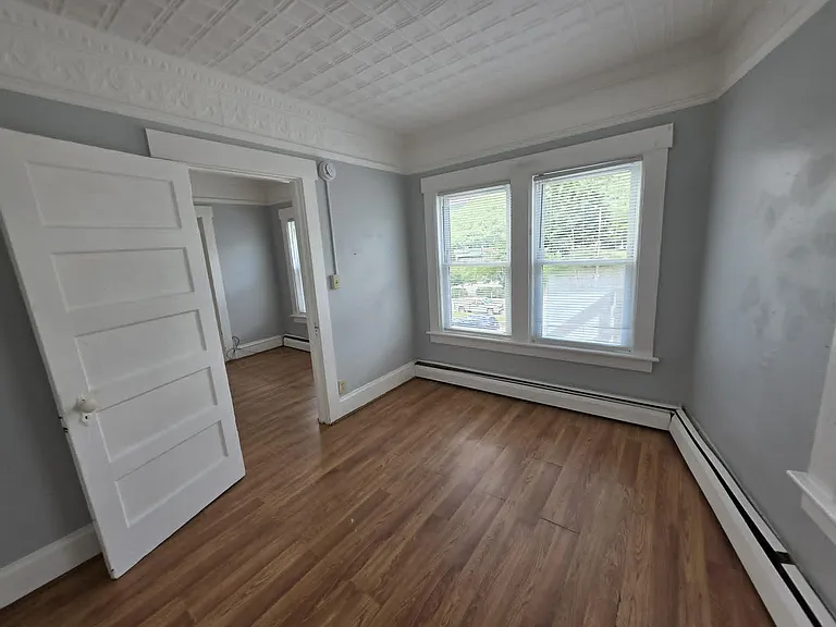 23 S Main St #10 — Photo 3