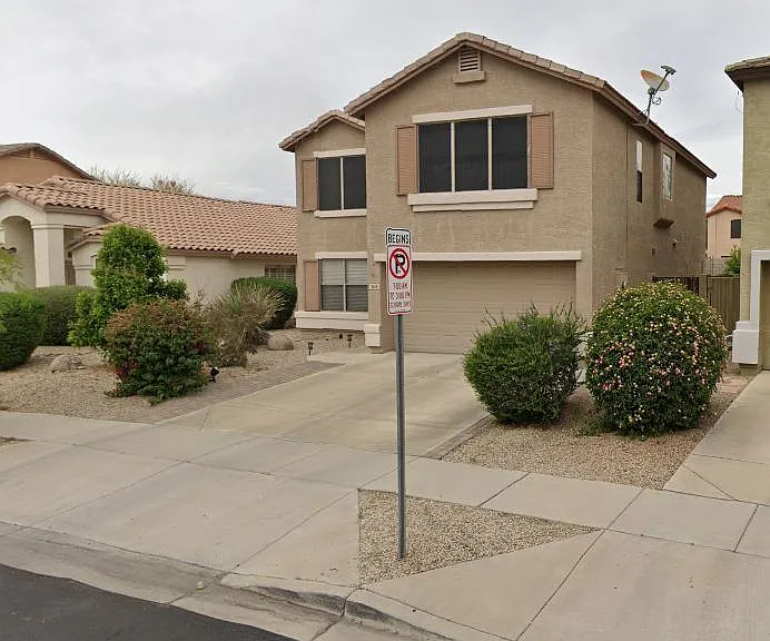 3618 E Potter Dr — Photo 1
