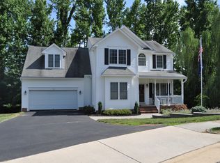 17 Courtney Ct, Fredericksburg, VA 22405