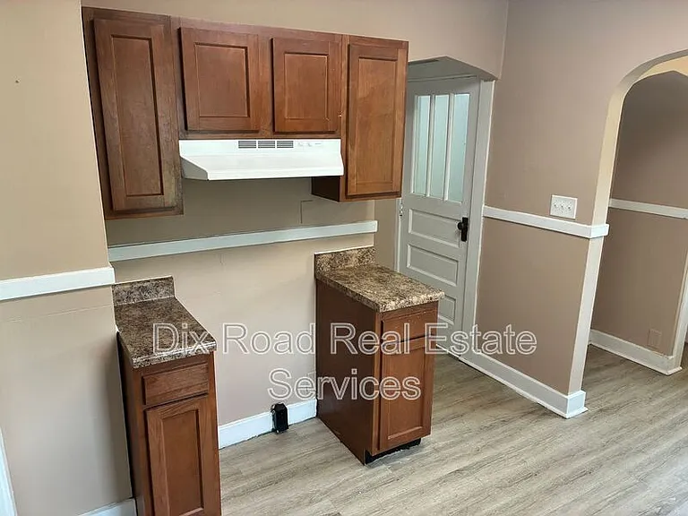 1430 Coventry Rd — Photo 11