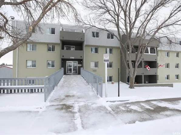 UNIT 101-590 Laurier STREET, Moose Jaw, SK S6H 6X6