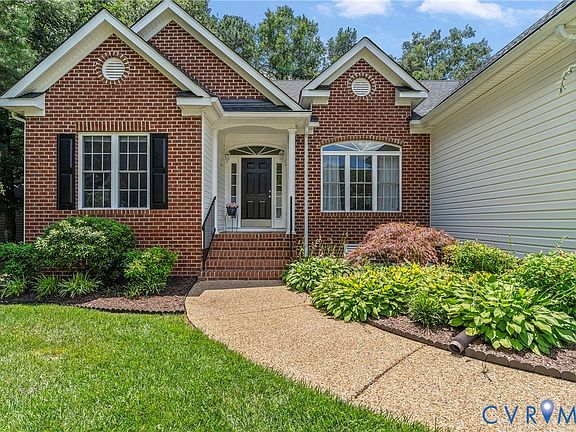 3rd image of 8733 Hughesland Rd