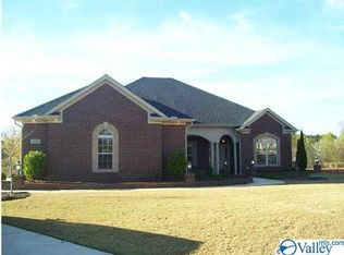 202 Waterbrook Ln, Harvest, AL 35749