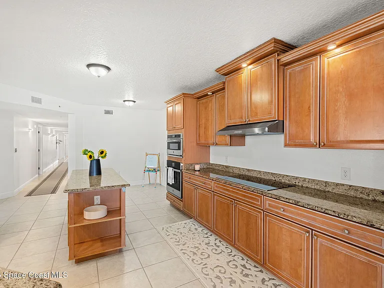 1095 Highway A1A #2502 — Photo 30