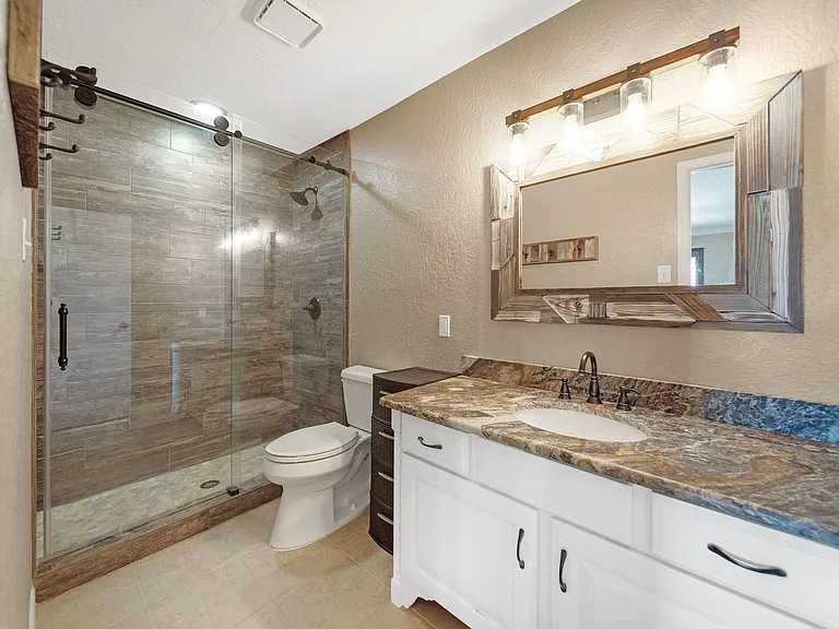 801 River Rd E #116 — Photo 9