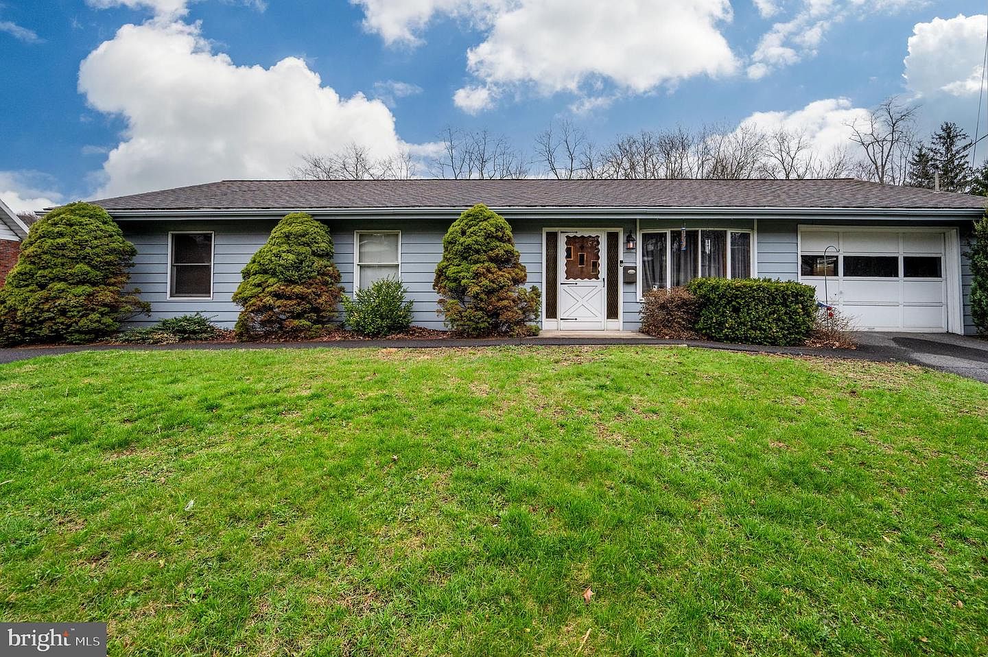 585 N Wade Rd, Saint Clair, PA 17970 | Zillow