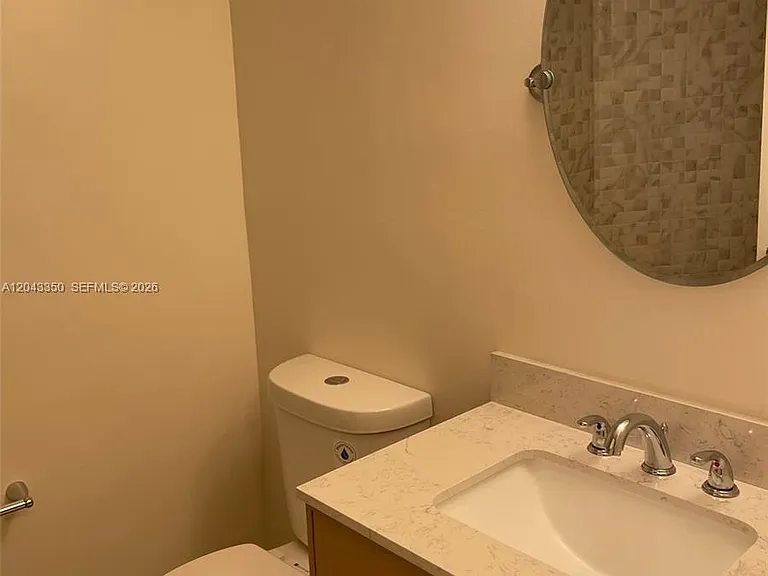 215 Lake Pointe Dr #109 — Photo 16