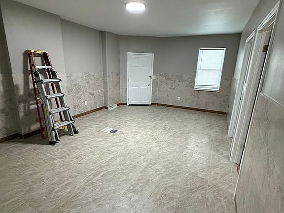 2nd image of 2100 W National Ave #1