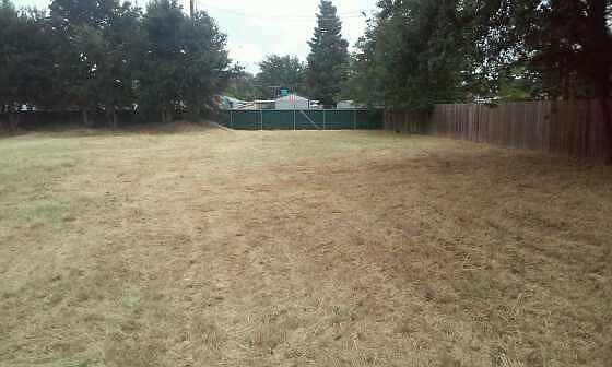 2nd image of 701 Maple St