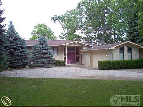 Outside Road Side.jpg