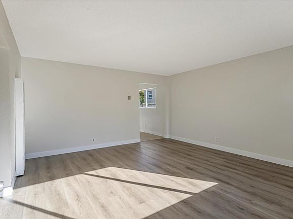 5th image of 440 N 16th St