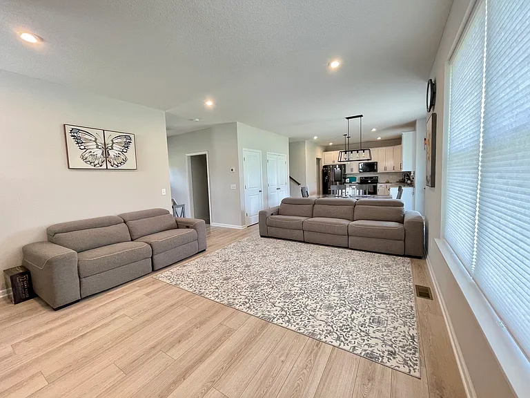 Living room2