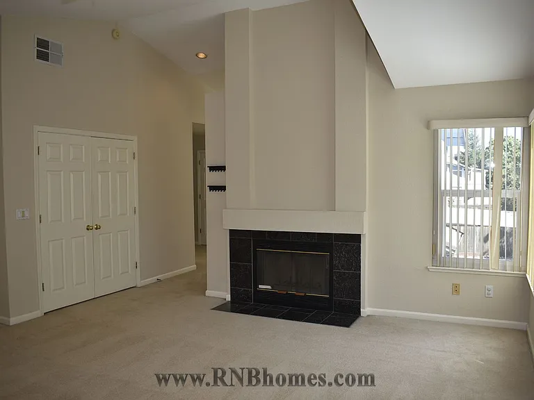 2400 Carr Ct — Photo 24