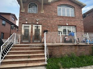 11-31 128th St, College Point, NY 11356