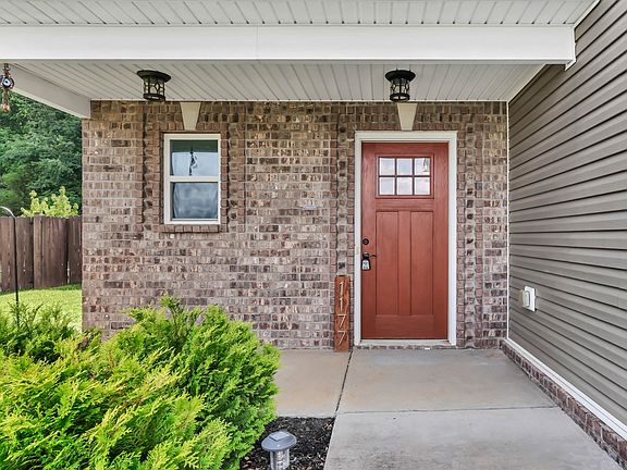 3rd image of 1177 Gentry Dr