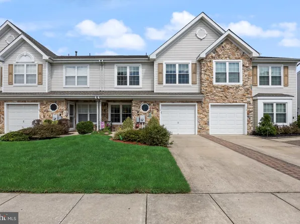 114 Buckingham Way, Mount Laurel, NJ 08054