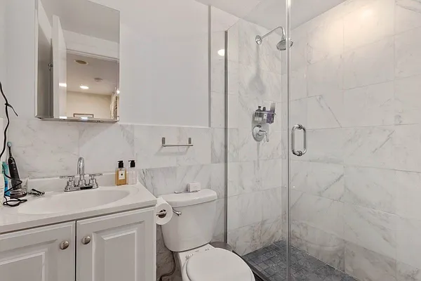 Rented by Dalan Rentals | media 16