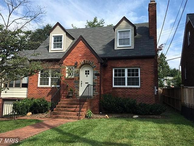 1st image of 6025 18th St N