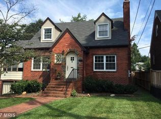 6025 18th St N, Arlington, VA 22205